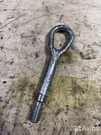 Крюк буксировочный Mercedes-Benz E-Class W211