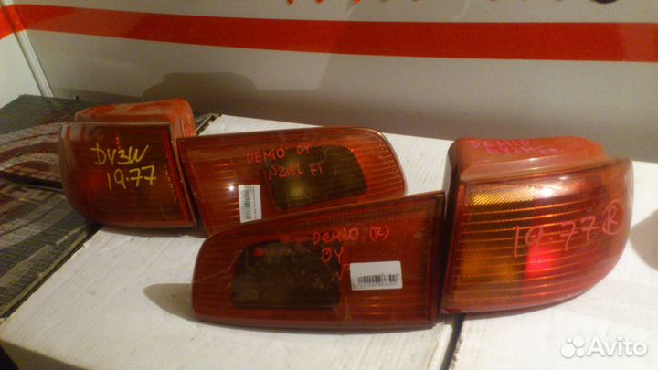 Стоп сигналы для мазда дэмио 2002-2005г