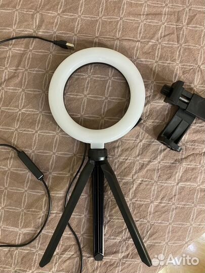 Штатив + свет для телефона