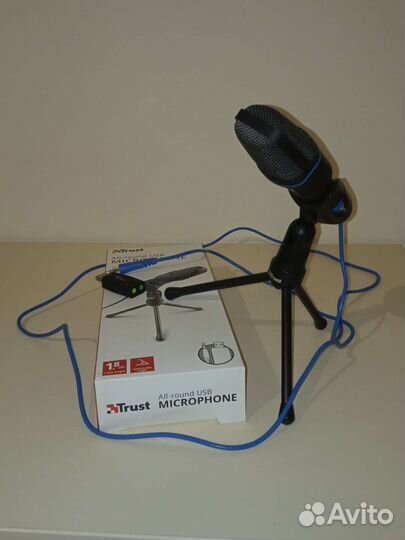Микрофон Trust