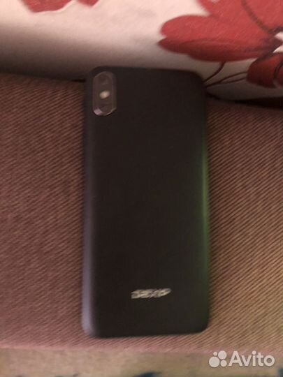 Мобильные телефоны на запчасти