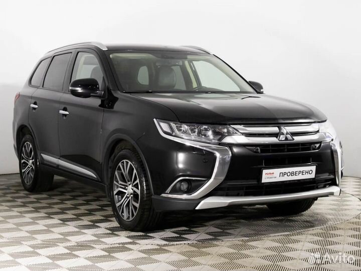 Mitsubishi Outlander 2.4 CVT, 2018, 181 085 км
