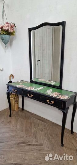 Консоль, туалетный столик, трюмо, шинуазри