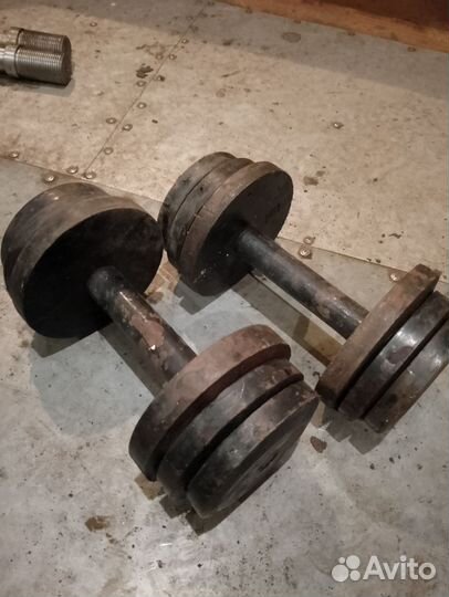 Стойка для штанги,гриф с блинами,гантели и.т.д