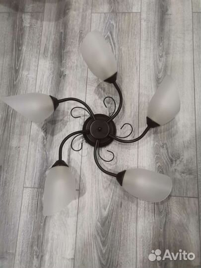 Люстра потолочная бу