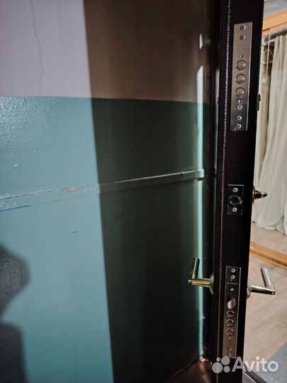 Дверь входная металлическая с терморазрывом