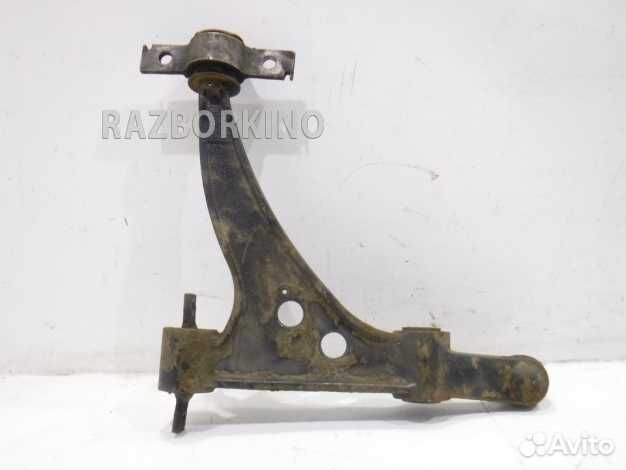 Рычаг передний левый нижний