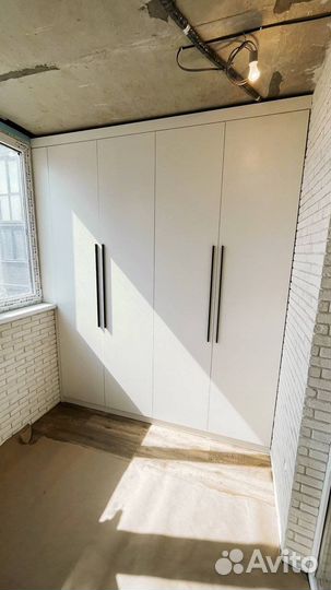 Шкафы на балконы и лоджии