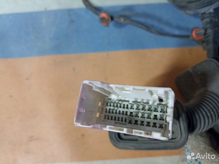 Проводка двери передняя правая Kia Ceed 1 ED 1.6