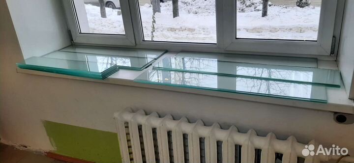 Полка стеклянная с крепежом