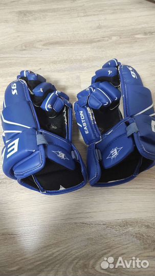 Краги хоккейные Easton S6 14