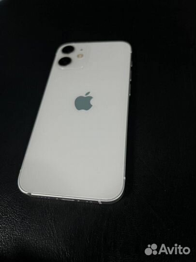 iPhone 12 mini, 64 ГБ