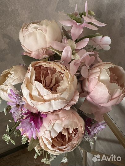 Пионы букет