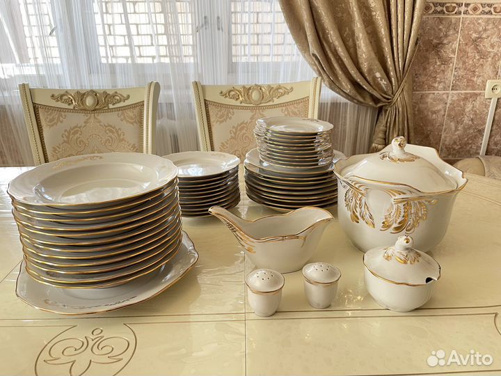 Набор столовой посуды винтажный