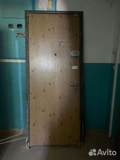 Дверь входная металлическаябу