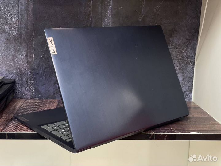 Lenovo ideapad i7-10510U/MX 330/1000gb