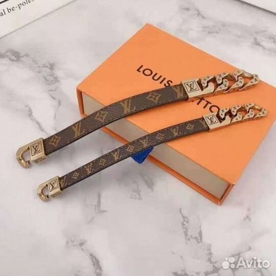 Ремешок на запястье