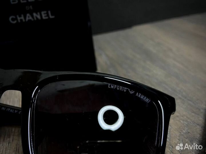 Солнечные очки Armani