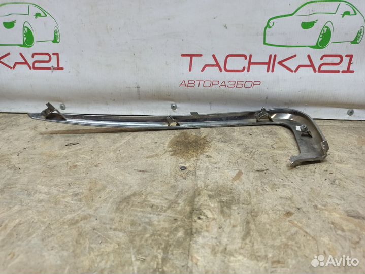 Хром бампера левый верхний LADA Vesta (2016)