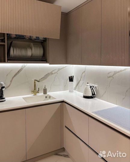 Кухонный гарнитур угловой