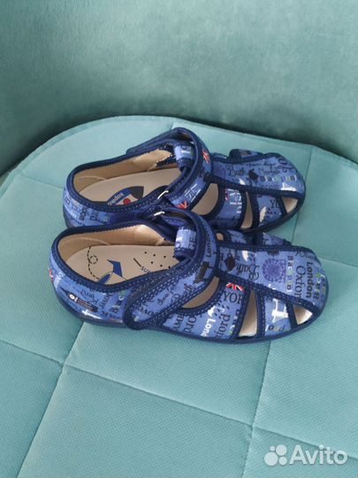 Сандалии детские для мальчиков Kapika новые