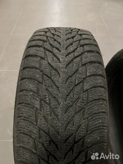 Nokian Tyres Hakkapeliitta R3 215/55 R17 98R