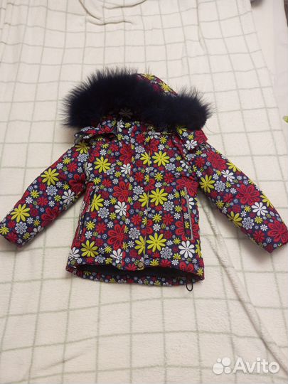 Продается зимняя куртка на девочку 92 р
