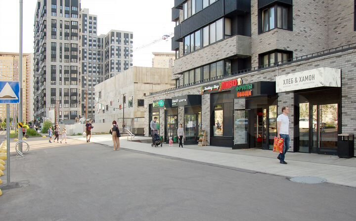 Площадь от 18 м2 и более в сетевом Гастрономе