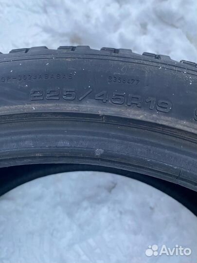 Goodyear Ultragrip Ice Arctic 2.25/4.5 R19 96T