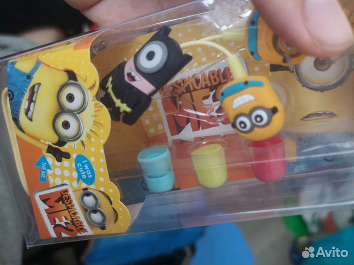 Наушники новые