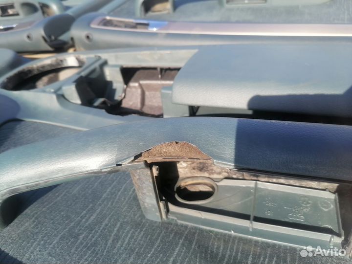 Дверные карты audi a6 c5 зелёные