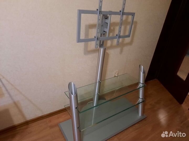 Стойка под телевизор универсальная