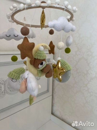 Мобиль в кроватку музыкальный колыбельная