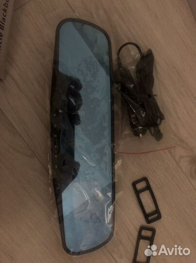 Зеркало с видеорегистратором