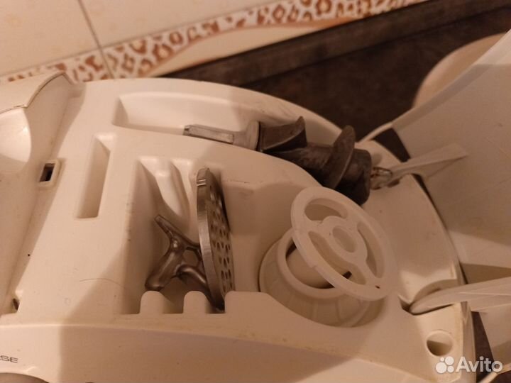 Мясорубка электрическая moulinex