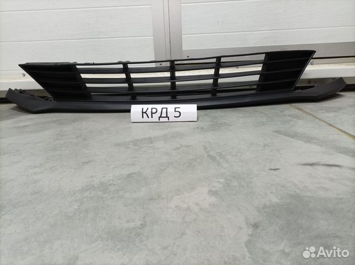 Решетка в бампер нижняя Kia Rio FB