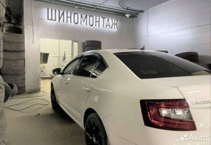 Pirelli Ice Zero FR 235/60 R18