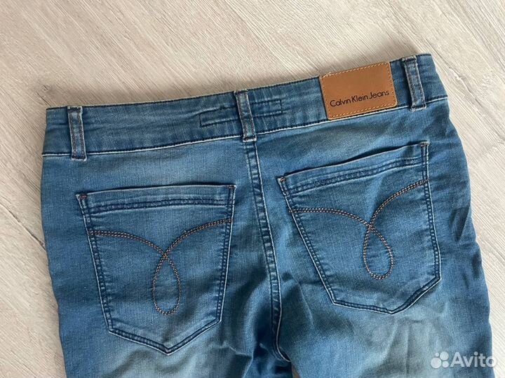 Calvin Klein джинсы женские XS W24L32. Оригинал