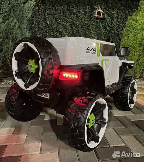 Детский электромобиль Джип