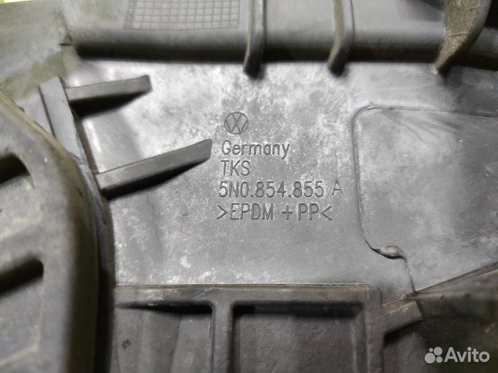 Брызговик задний левый Volkswagen Tiguan 5NZ cczc