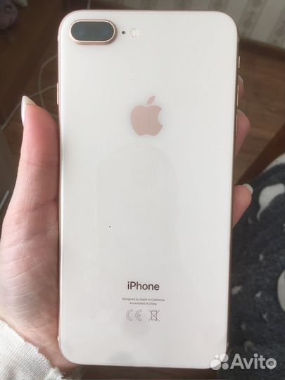 iPhone 8 Plus, 64 ГБ