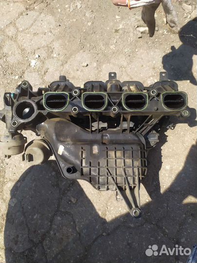 Коллектор впускной форд фокус2 1.8