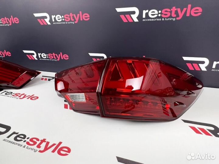 Стопы Toyota Highlander (XU50) 14-17г Led D2193