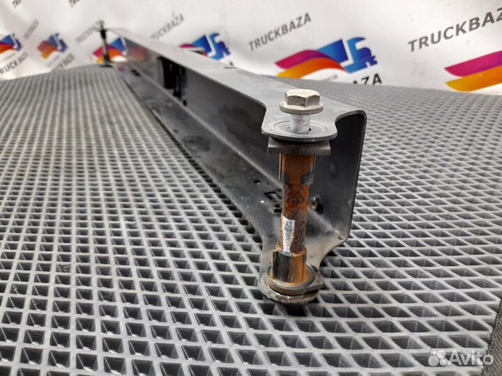 Рамка радиатора Mercedes-Benz Actros