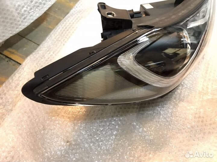 Фара правая Hyundai Elantra 6 дхо LED