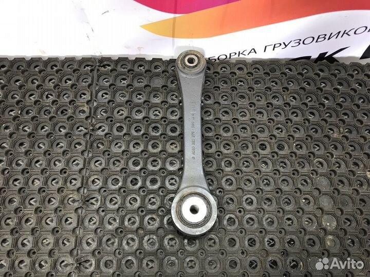 Стойка переднего стабилизатора