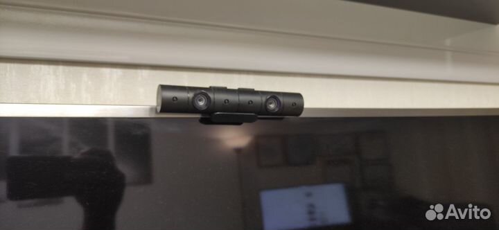 Продам PS4 Slim + Sony PlayStation vr rev2