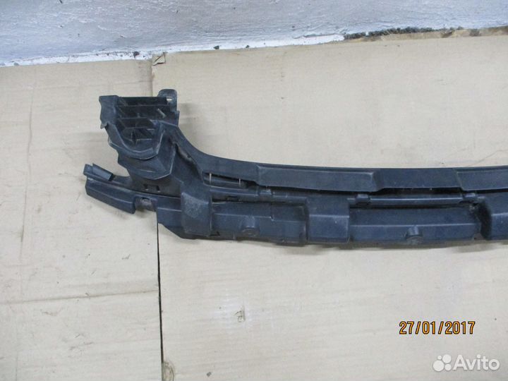Усилитель переднего бампера верхний Форд Фокус 2