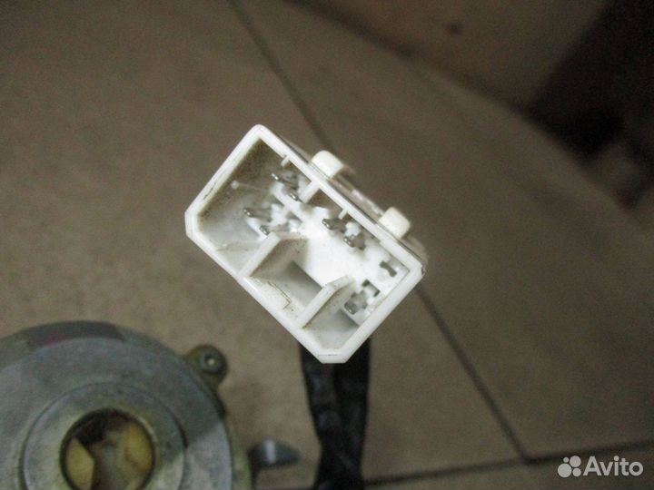 Моторчик люка Range Rover 2 (P38A)