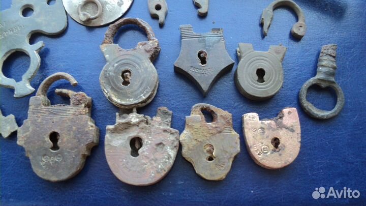 Царские замочки